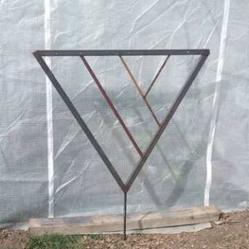 Steel V trellis 3ft